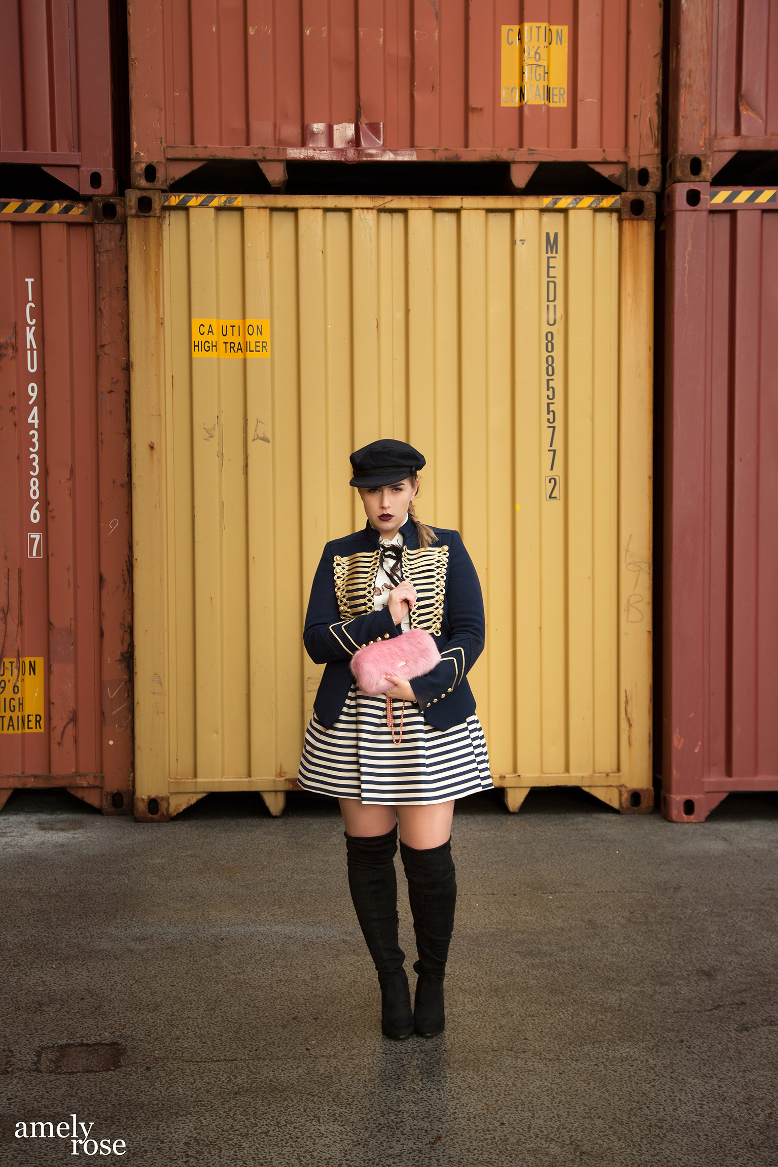 amely rose a german fashion blogger wearing a marine uniform as a summerlook with a catprint blouse and hat