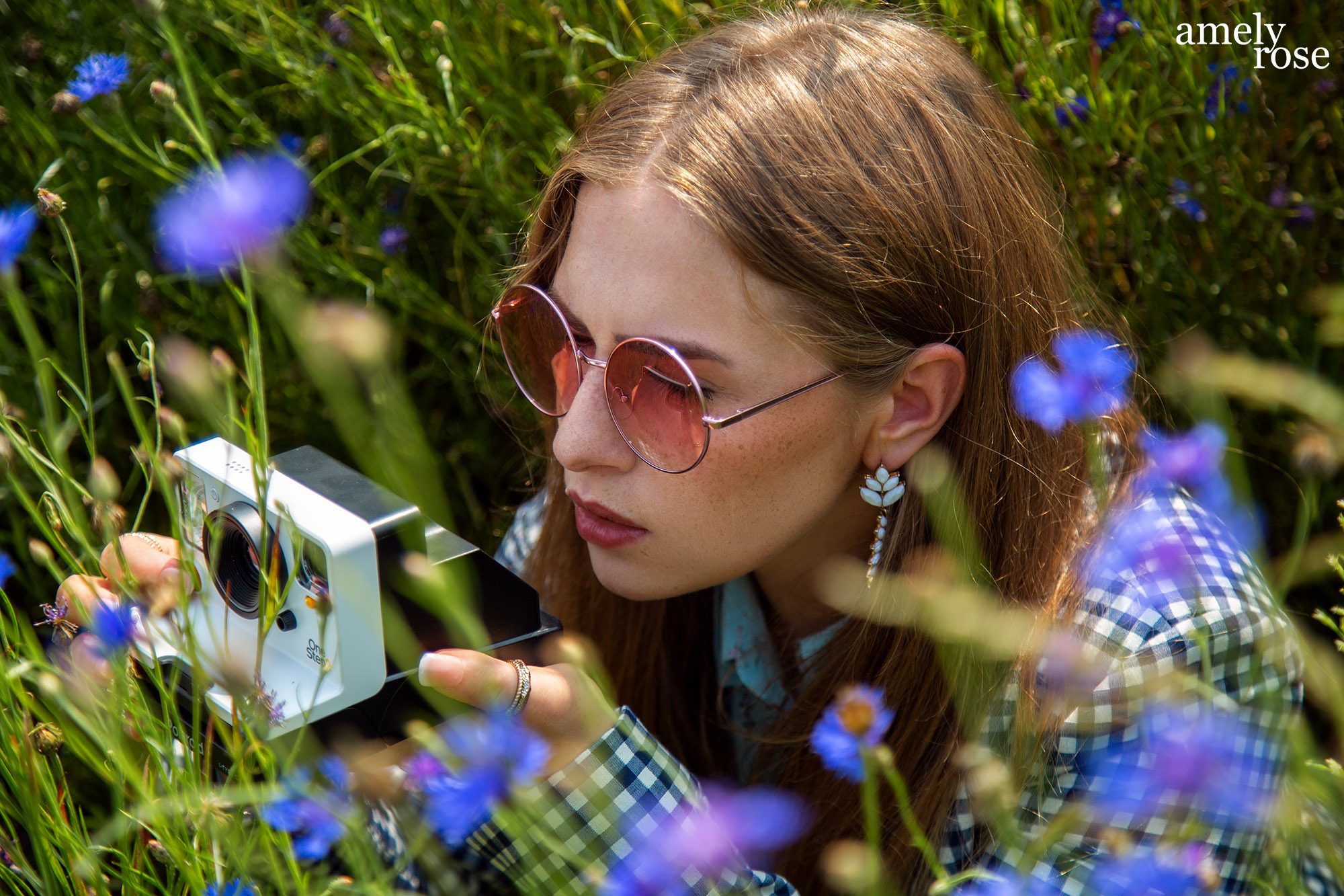 AMELY ROSE FASHIONBLOGGER Influencer, flower, blume, flowerpower, blumenfeld, flowerfield, amsterdam, cgn, köln, netherlands, summerlook, portrait, fashioneditorial, 